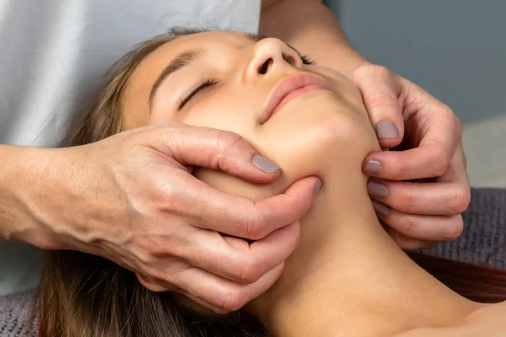 5 benefits of TMJ massage shutterstock 662507725 5 benefits of TMJ massage