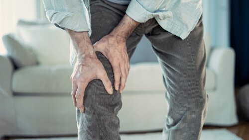 Here’s What Happens If You Don’t Do Physical Therapy After Knee Surgery