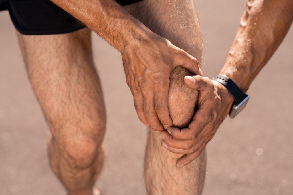 5 considerations for your triathlon training program hurt knee KDXJGLY scaled 1 can i get physical therapy for a torn meniscus?