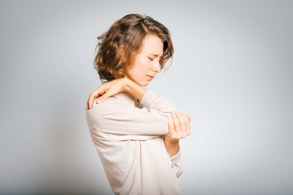Three steps you can take to avoid elbow nerve pain shutterstock 476482426 Three steps you can take to avoid elbow nerve pain