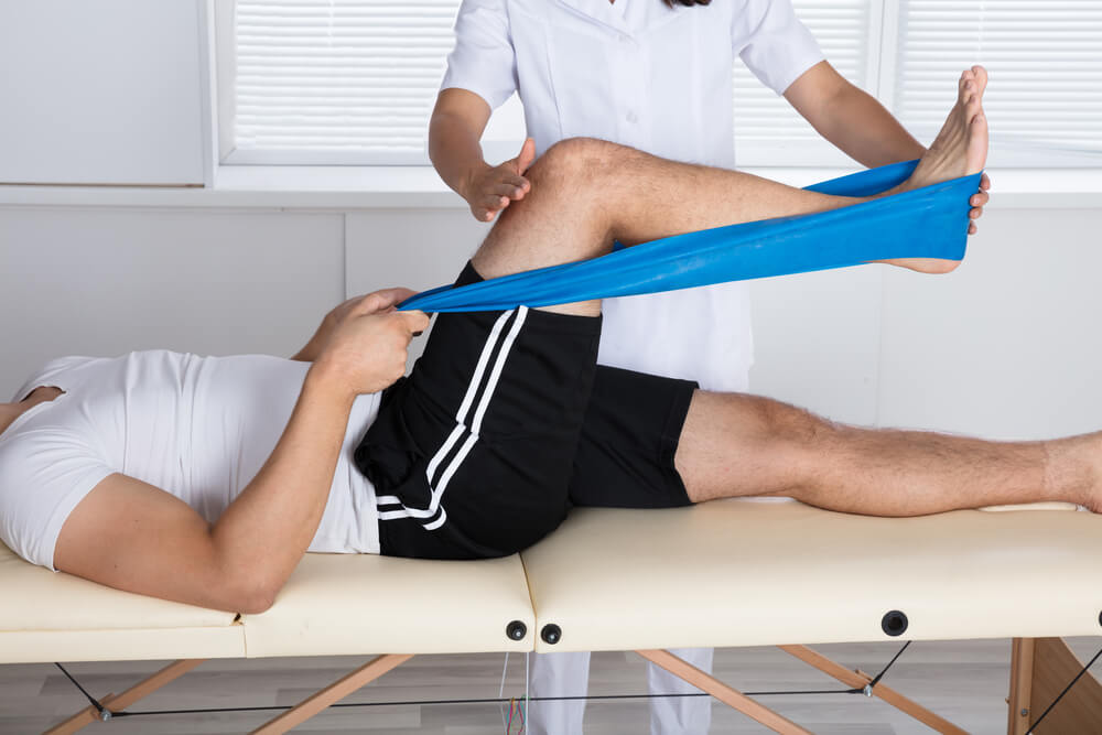 Three physical therapy modalities that can ease a stiff knee