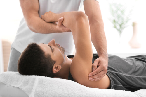 Rotator cuff physical therapy exercises for student-athletes shutterstock 1156866121 rotator cuff physical therapy exercises for student-athletes