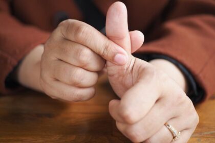 The top 4 conditions that may be behind the pain in your thumb joint